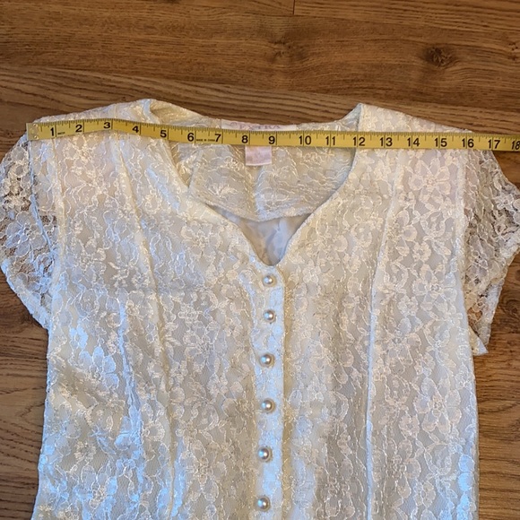 Vintage 90s lace dress - Picture 10 of 10